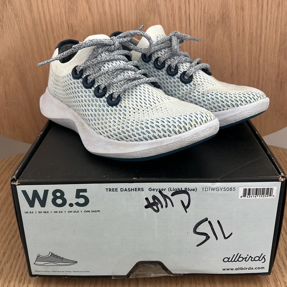 allbirds Women's Tree Dashers - Geyser (Light Blue Sole) - 8.5